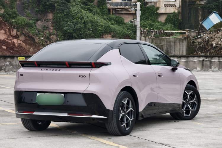 Used Lynk & Co Z20 2025 530 km Range Rear-Wheel Drive Max Exterior 5