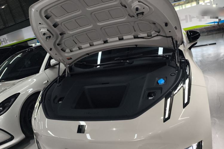 Used Lynk & Co Z20 2025 530 km Range Rear-Wheel Drive Max Engine Bay