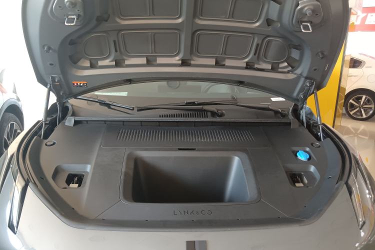 Used Lynk & Co Z20 2025 530 km Range Rear-Wheel Drive Pro Engine Bay