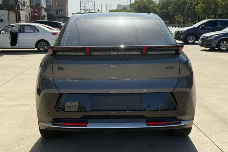 Used Lynk & Co Z20 2025 530 km Range Rear-Wheel Drive Pro Exterior 6