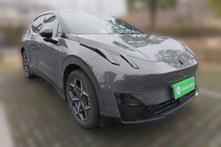 Used Lynk & Co Z20 2025 530 km Range Rear-Wheel Drive Pro Front Right 45 Deg