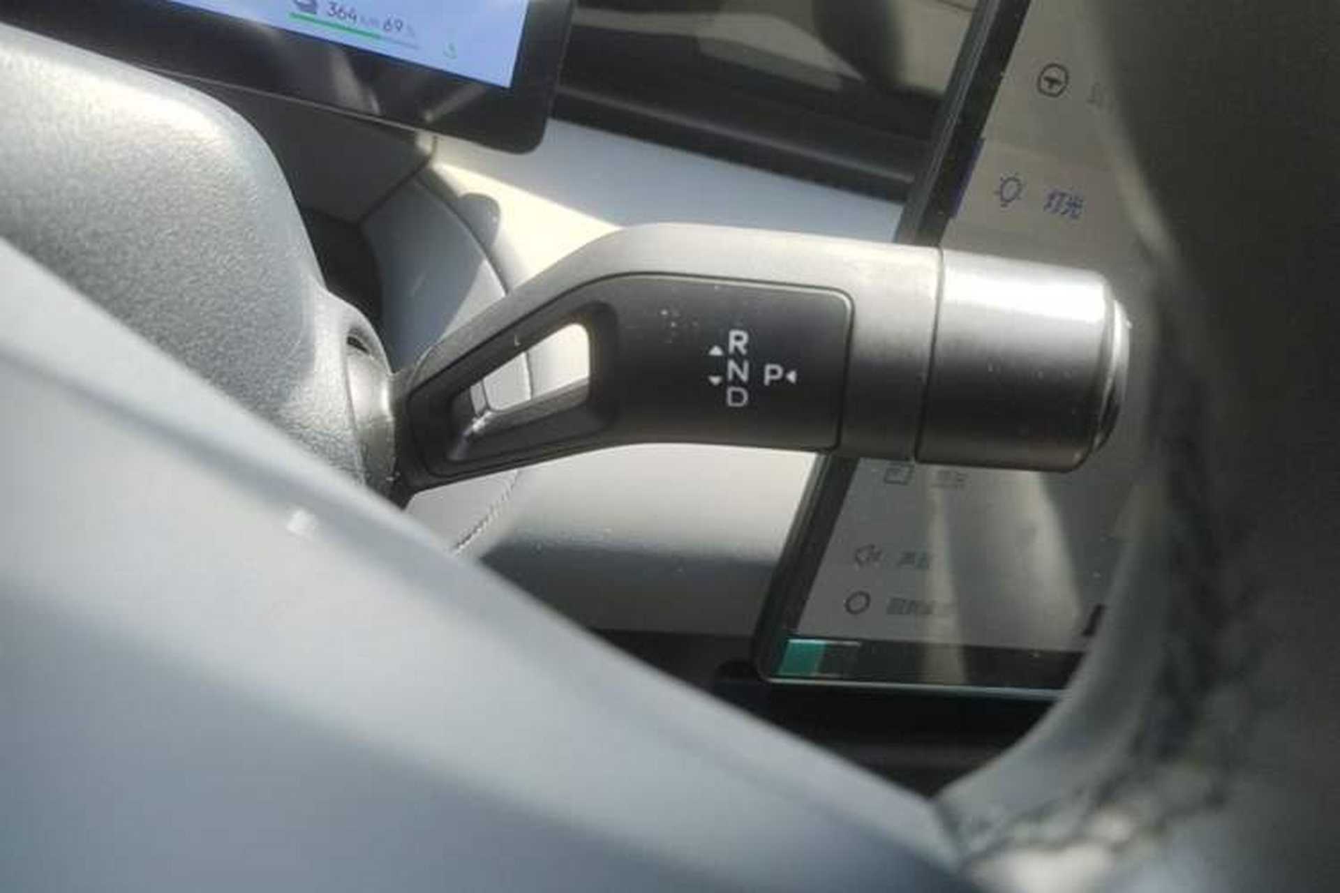 Used Lynk & Co Z20 2025 530 km Range Rear-Wheel Drive Max Gear Lever