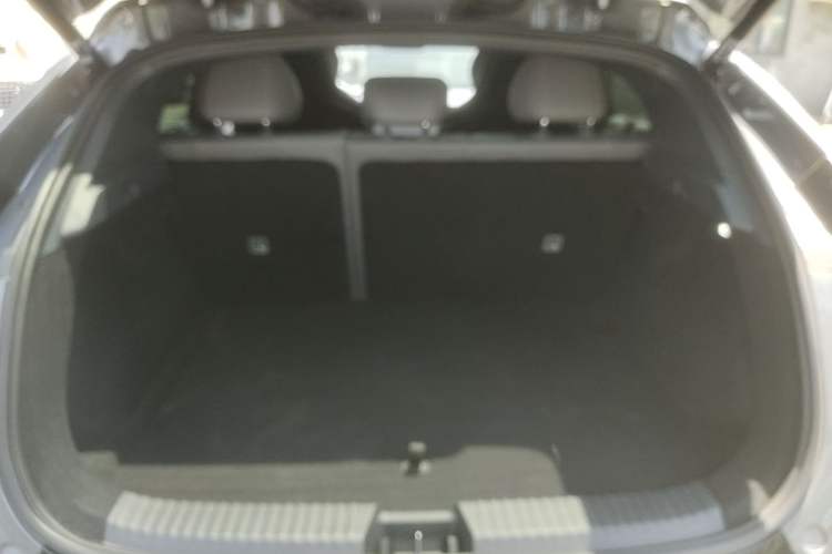 Used Lynk & Co Z20 2025 530 km Range Rear-Wheel Drive Max Trunk