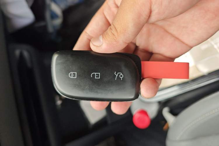 Used Lynk & Co Z20 2025 530 km Range Rear-Wheel Drive Pro Vehicle Key