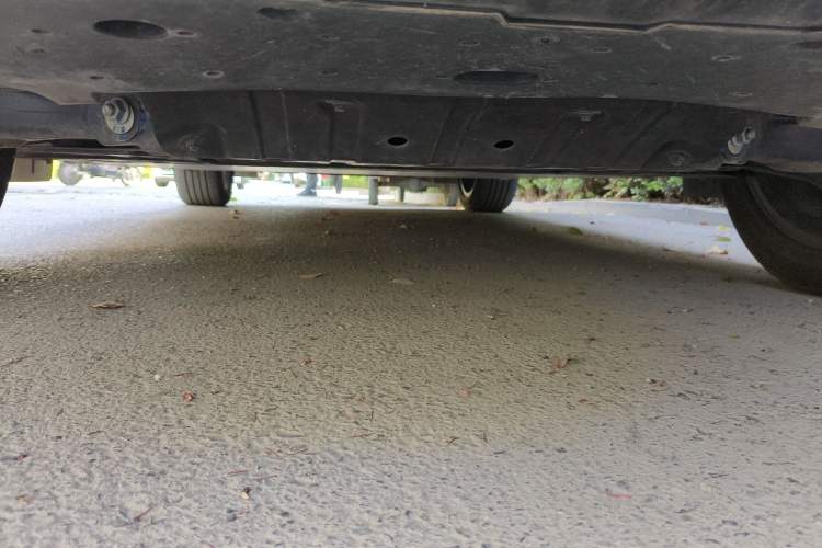 Used Lynk & Co Z20 2025 530 km Range Rear-Wheel Drive Max Chassis Rear