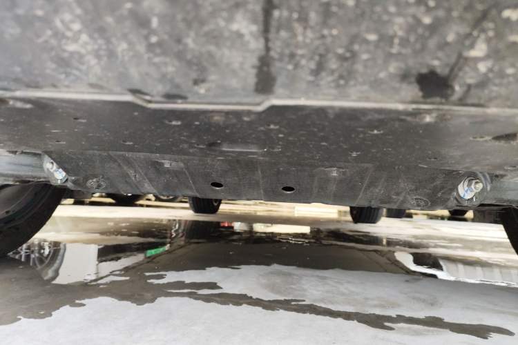 Used Lynk & Co Z20 2025 530 km Range Rear-Wheel Drive Pro Chassis Rear