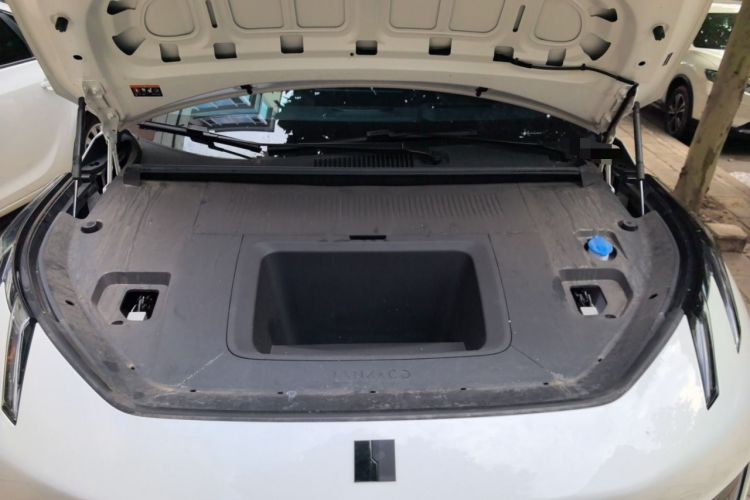 Used Lynk & Co Z20 2025 530 km Range Rear-Wheel Drive Max Engine Bay