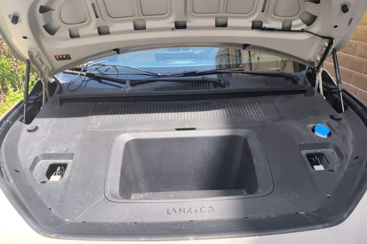 Used Lynk & Co Z20 2025 530 km Range Rear-Wheel Drive Pro Engine Bay