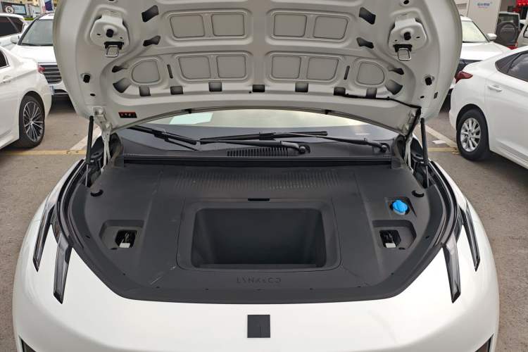 Used Lynk & Co Z20 2025 530 km Range Rear-Wheel Drive Pro Engine Bay