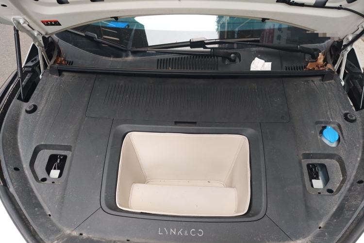 Used Lynk & Co Z20 2025 530 km Range Rear-Wheel Drive Pro Engine Bay