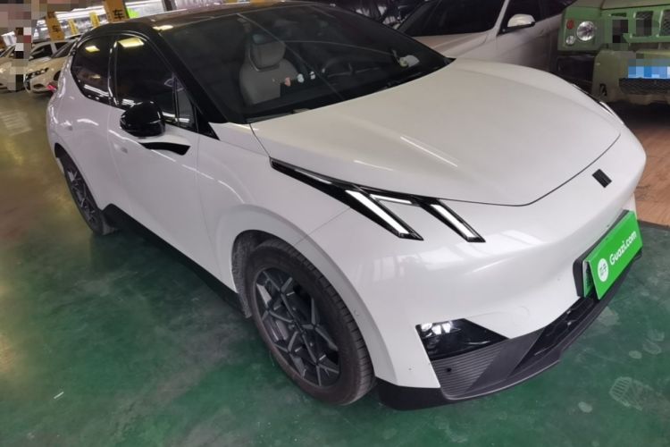 Used Lynk & Co Z20 2025 530 km Range Rear-Wheel Drive Pro Exterior 1