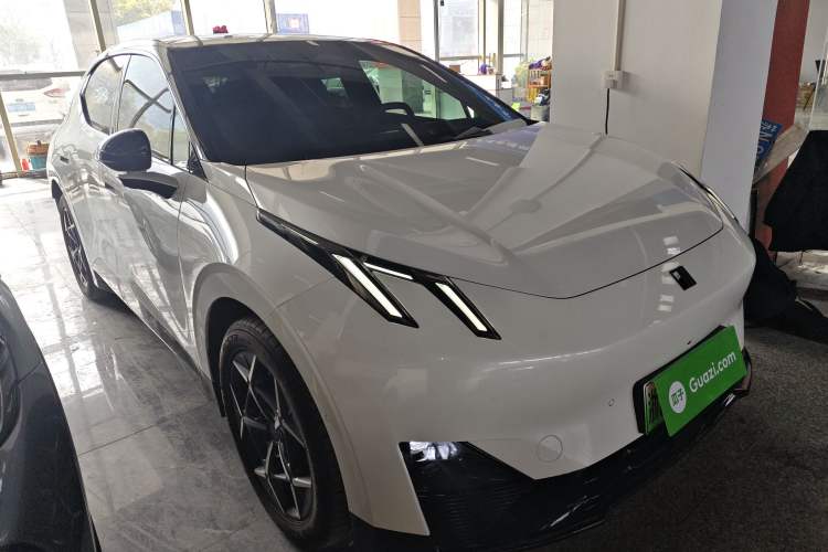 Used Lynk & Co Z20 2025 530 km Range Rear-Wheel Drive Max Exterior 1