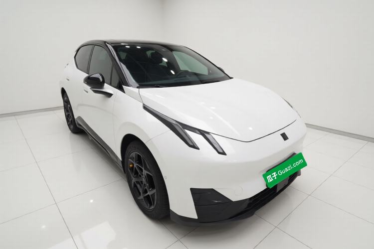 Used Lynk & Co Z20 2025 530 km Range Rear-Wheel Drive Pro Exterior 2