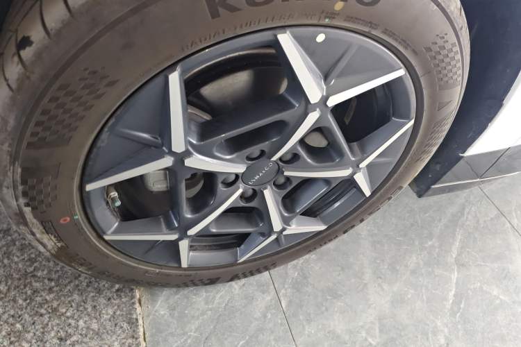 Used Lynk & Co Z20 2025 530 km Range Rear-Wheel Drive Max Exterior 4