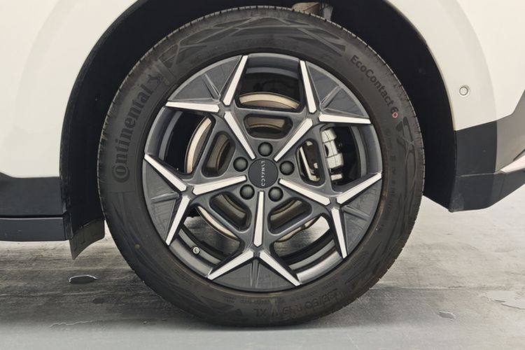 Used Lynk & Co Z20 2025 530 km Range Rear-Wheel Drive Max Exterior 4