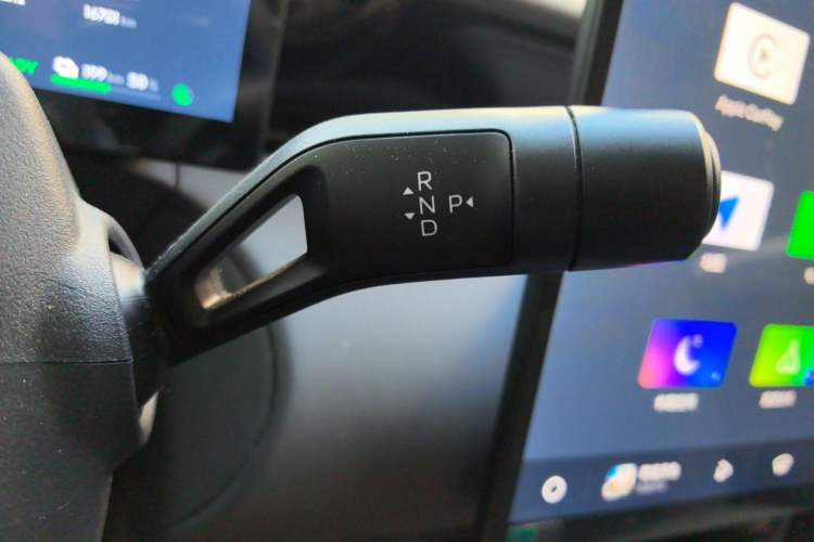 Used Lynk & Co Z20 2025 530 km Range Rear-Wheel Drive Max Gear Lever