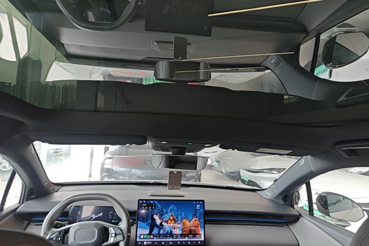 Used Lynk & Co Z20 2025 530 km Range Rear-Wheel Drive Pro Headliner