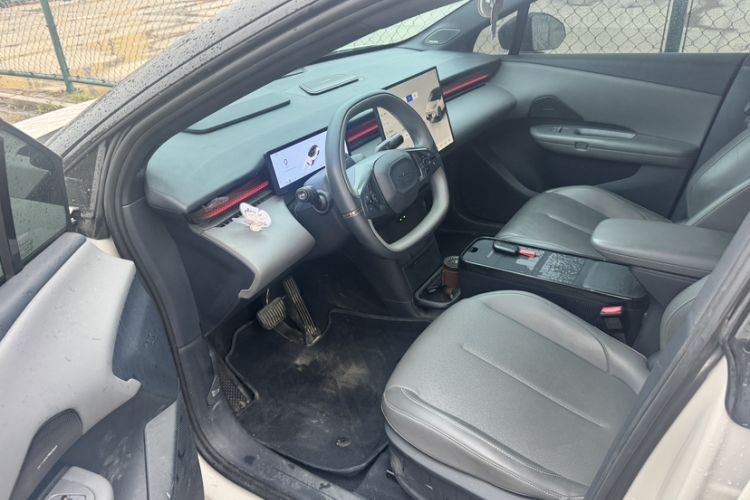 Used Lynk & Co Z20 2025 530 km Range Rear-Wheel Drive Max Interior 1