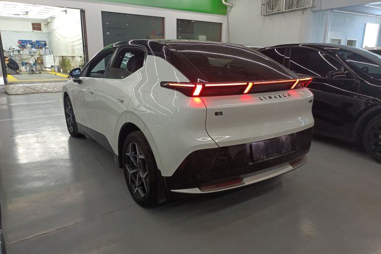 Used Lynk & Co Z20 2025 530 km Range Rear-Wheel Drive Max Rear Left 45 Deg