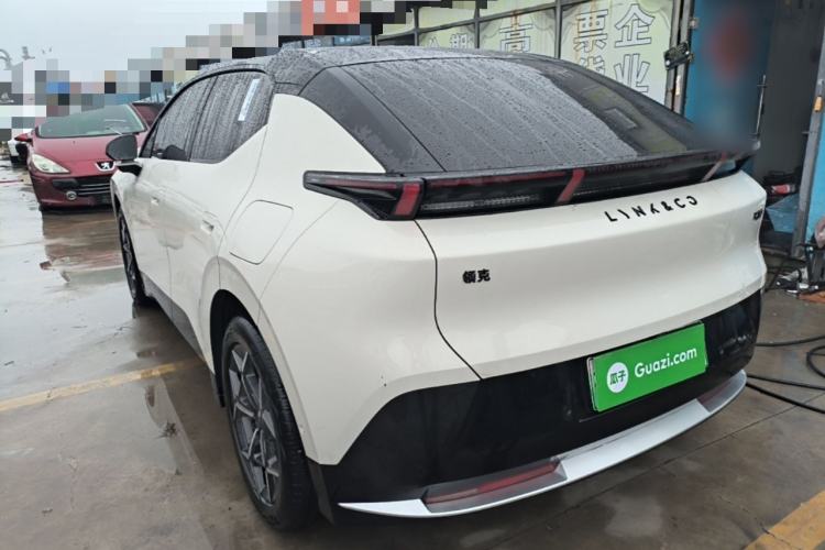 Used Lynk & Co Z20 2025 530 km Range Rear-Wheel Drive Max Rear Left 45 Deg