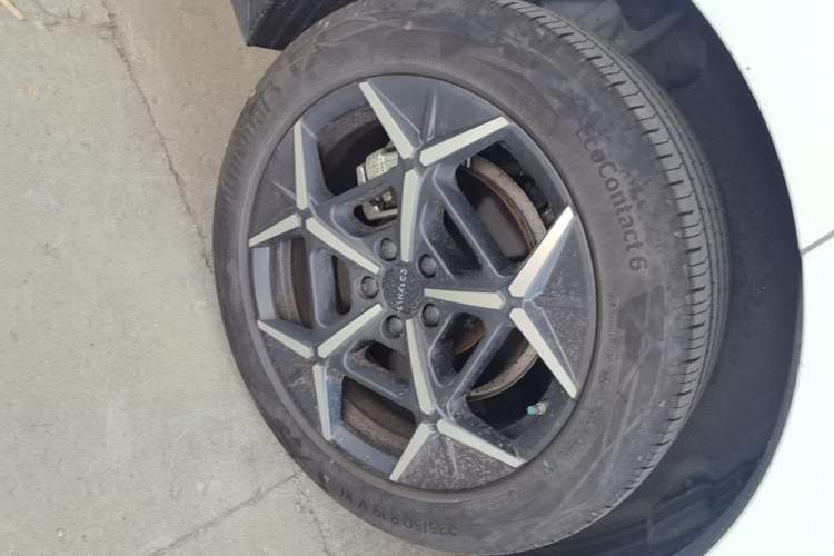 Used Lynk & Co Z20 2025 530 km Range Rear-Wheel Drive Max Right Rear Wheel Hub
