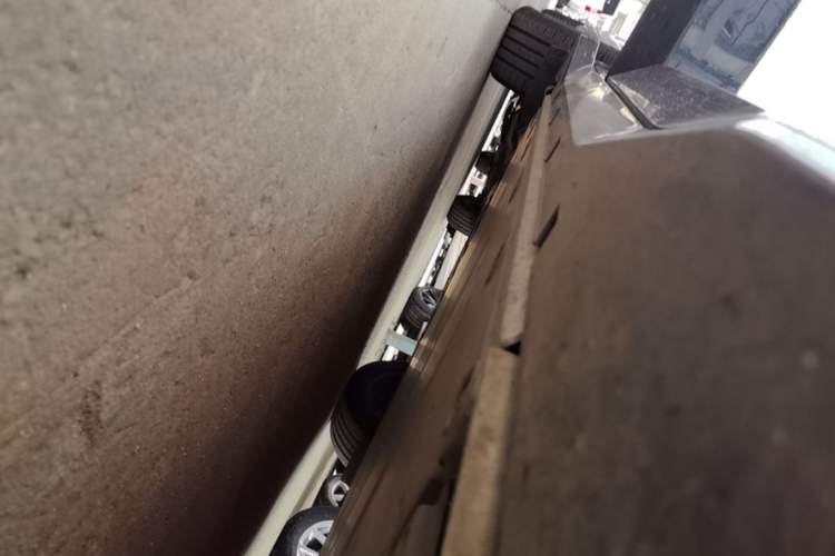 Used Lynk & Co Z20 2025 530 km Range Rear-Wheel Drive Max Right Side Sill