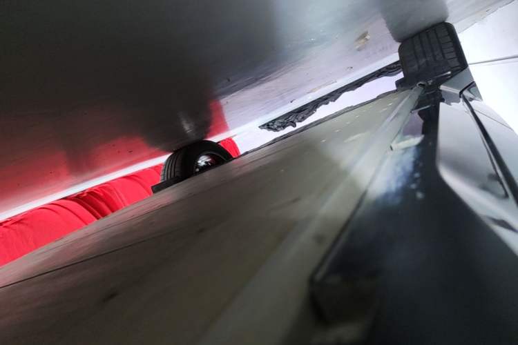 Used Lynk & Co Z20 2025 530 km Range Rear-Wheel Drive Pro Right Side Sill