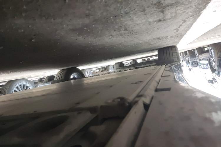 Used Lynk & Co Z20 2025 530 km Range Rear-Wheel Drive Pro Right Side Sill