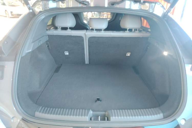 Used Lynk & Co Z20 2025 530 km Range Rear-Wheel Drive Max Trunk