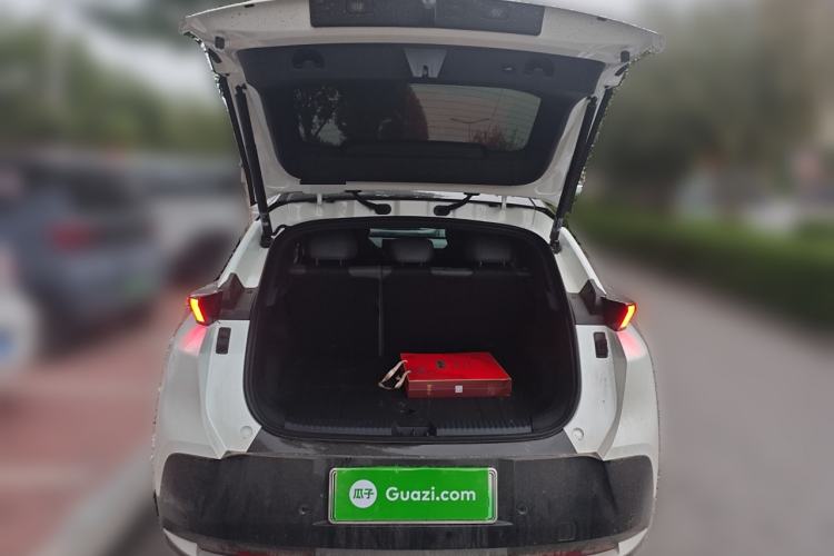 Used Lynk & Co Z20 2025 530 km Range Rear-Wheel Drive Pro Trunk