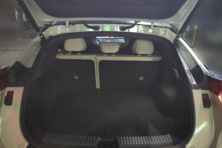 Used Lynk & Co Z20 2025 530 km Range Rear-Wheel Drive Pro Trunk
