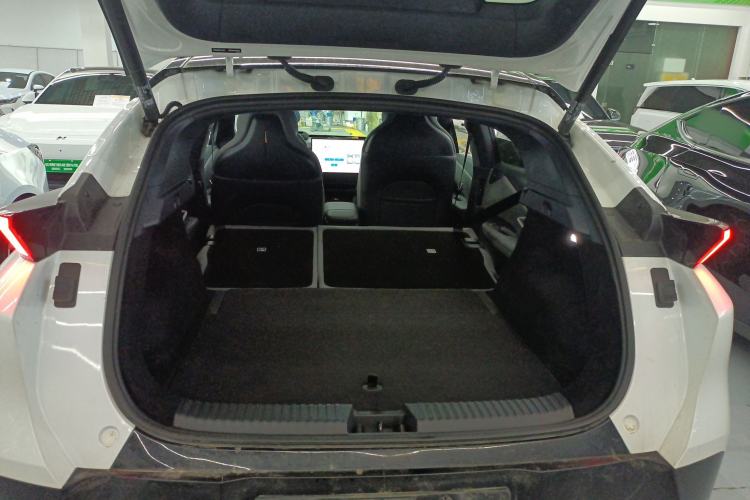 Used Lynk & Co Z20 2025 530 km Range Rear-Wheel Drive Max Trunk