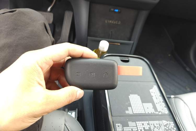 Used Lynk & Co Z20 2025 530 km Range Rear-Wheel Drive Pro Vehicle Key