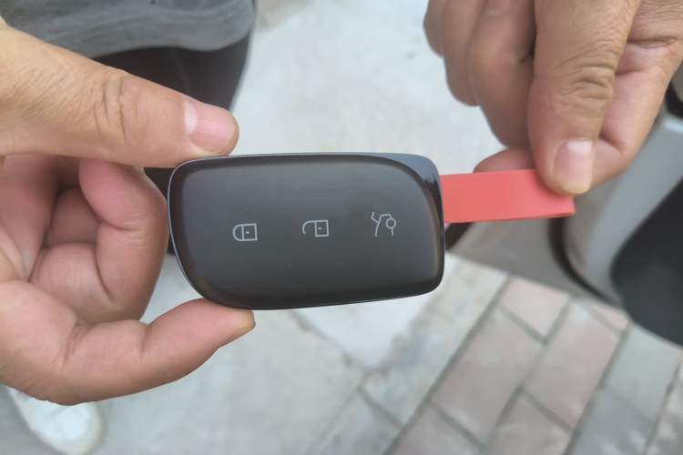 Used Lynk & Co Z20 2025 530 km Range Rear-Wheel Drive Pro Vehicle Key