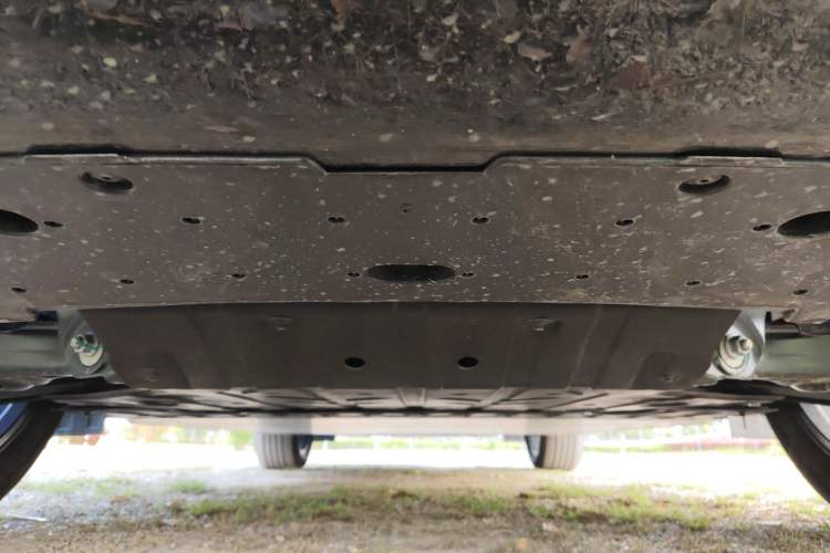 Used Lynk & Co Z20 2025 530 km Range Rear-Wheel Drive Max Chassis Rear