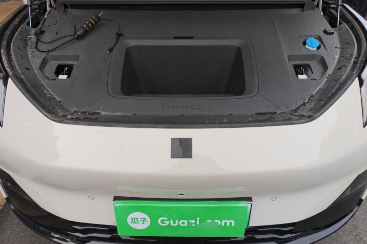 Used Lynk & Co Z20 2025 530 km Range Rear-Wheel Drive Max Engine Bay