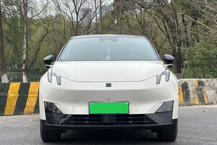 Used Lynk & Co Z20 2025 530 km Range Rear-Wheel Drive Pro Exterior 2