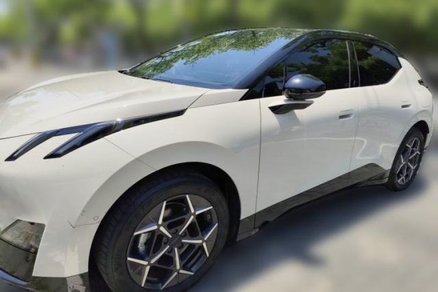 Used Lynk & Co Z20 2025 530 km Range Rear-Wheel Drive Pro