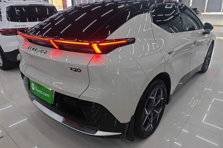 Used Lynk & Co Z20 2025 530 km Range Rear-Wheel Drive Max Rear Right 45 Deg