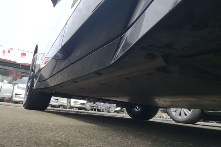 Used Lynk & Co Z20 2026 Model 430km Rear-Wheel Drive Pro Left Side Sill