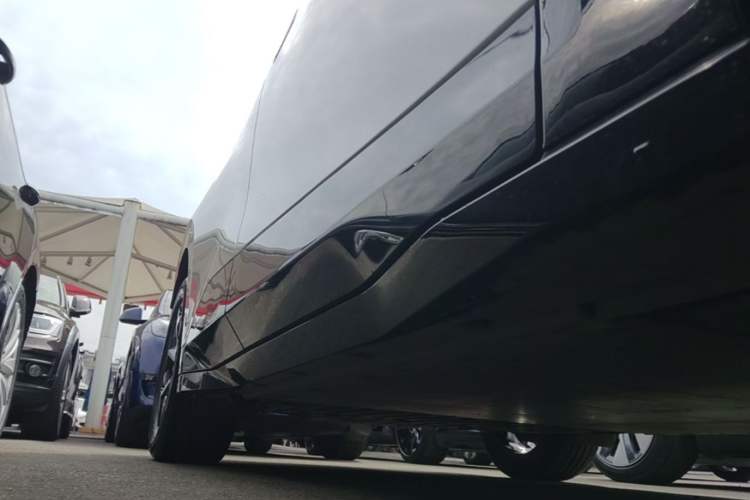 Used Lynk & Co Z20 2026 Model 430km Rear-Wheel Drive Pro Right Side Sill