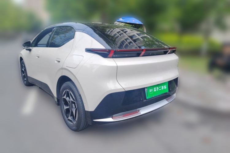 Used Lynk & Co Z20 2026 Model 430km Rear-Wheel Drive Pro Rear Left 45 Deg