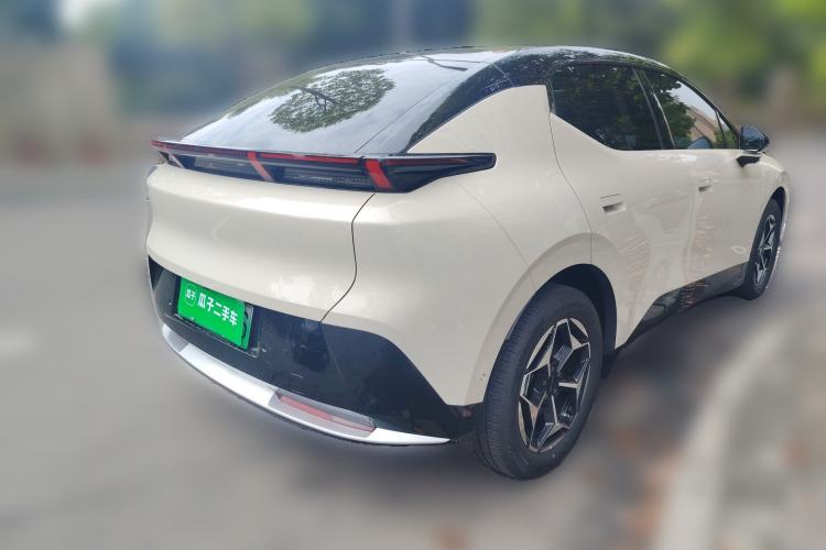 Used Lynk & Co Z20 2026 Model 430km Rear-Wheel Drive Pro Rear Right 45 Deg