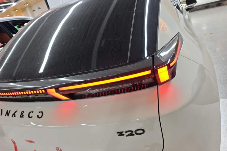 Used Lynk & Co Z20 2026 Model 430km Rear-Wheel Drive Pro Right Rear Taillight