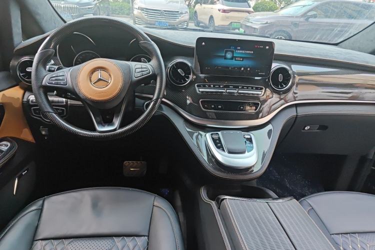 Used Mansory MV600 2021 2.0T Yuyu Gold Center Console