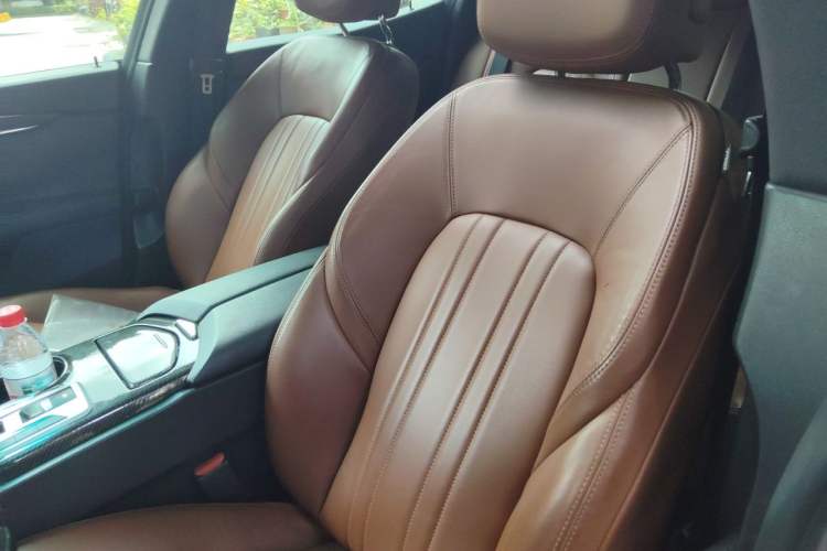 Used Maserati Coupe  Left Front Seat