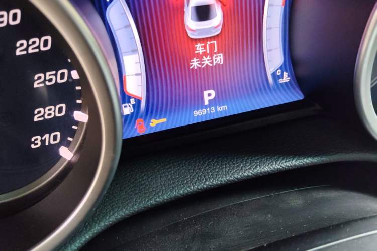 Used Maserati Coupe  Odometer Close Up