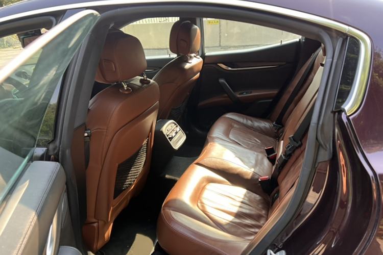 Used Maserati Ghibli 2014 3.0T Standard Edition Interior 3