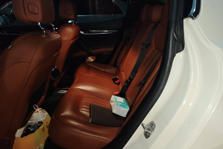 Used Maserati Ghibli 2021 2.0T Sharp Edition Left Rear Seat