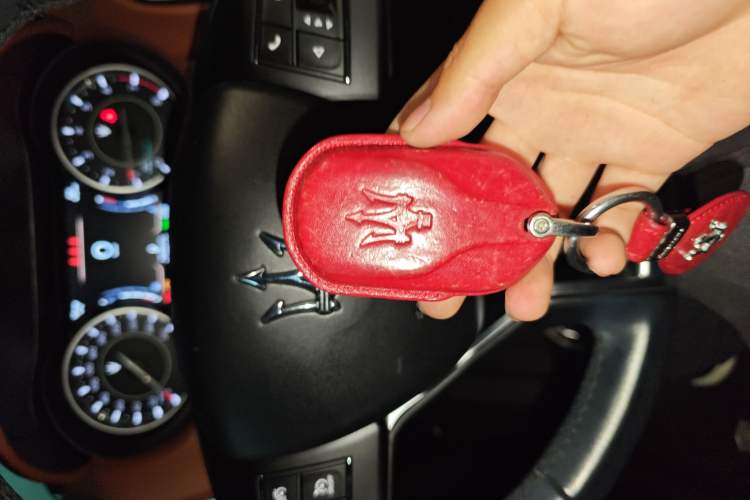 Used Maserati Ghibli 2021 2.0T Sharp Edition Vehicle Key